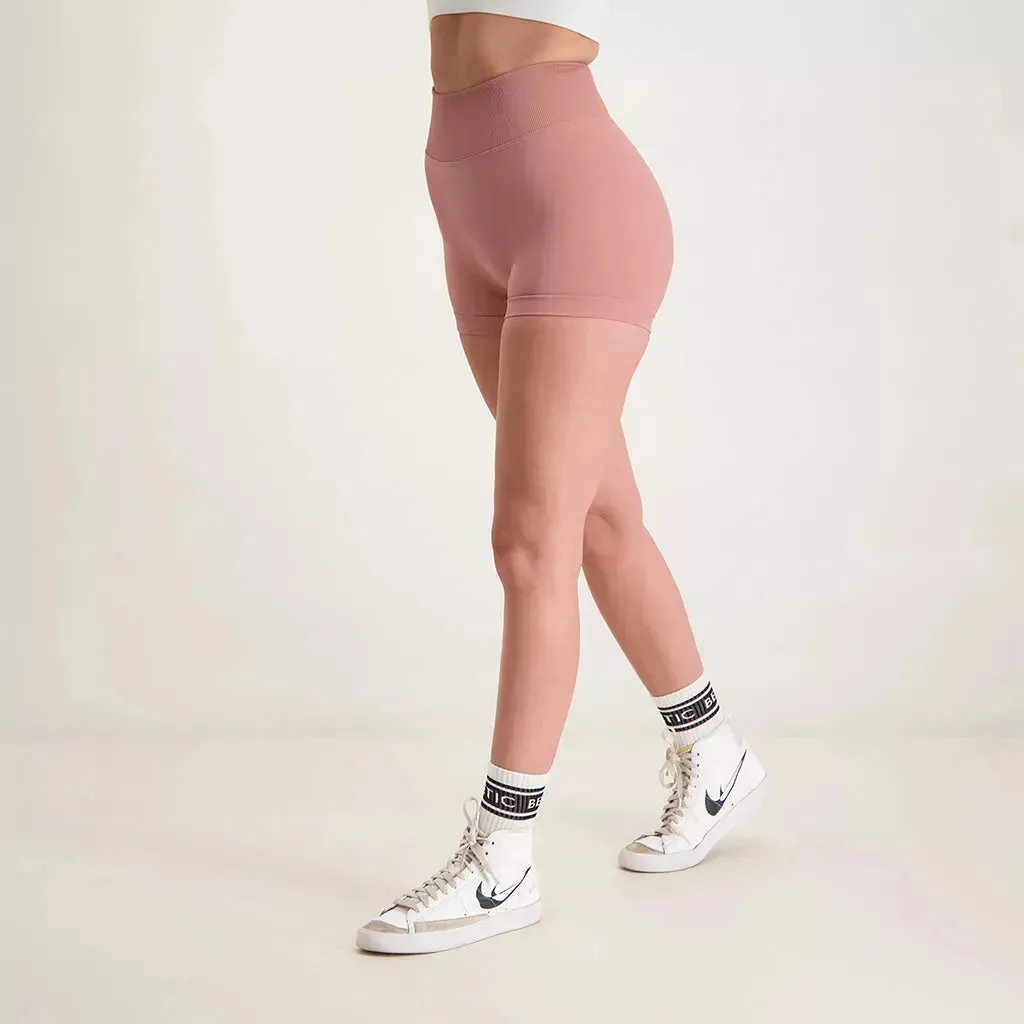 Fusion - Scrunch Seamless Short Salmon