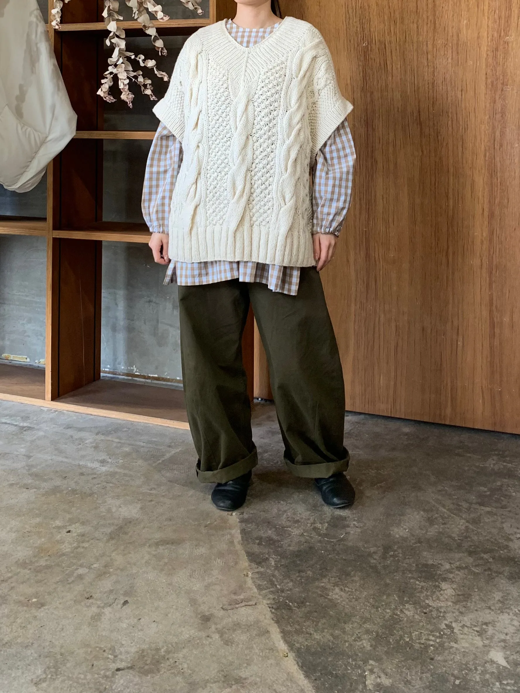 【SALE】tumugu / ロービングケーブル柄編み　2wayベスト