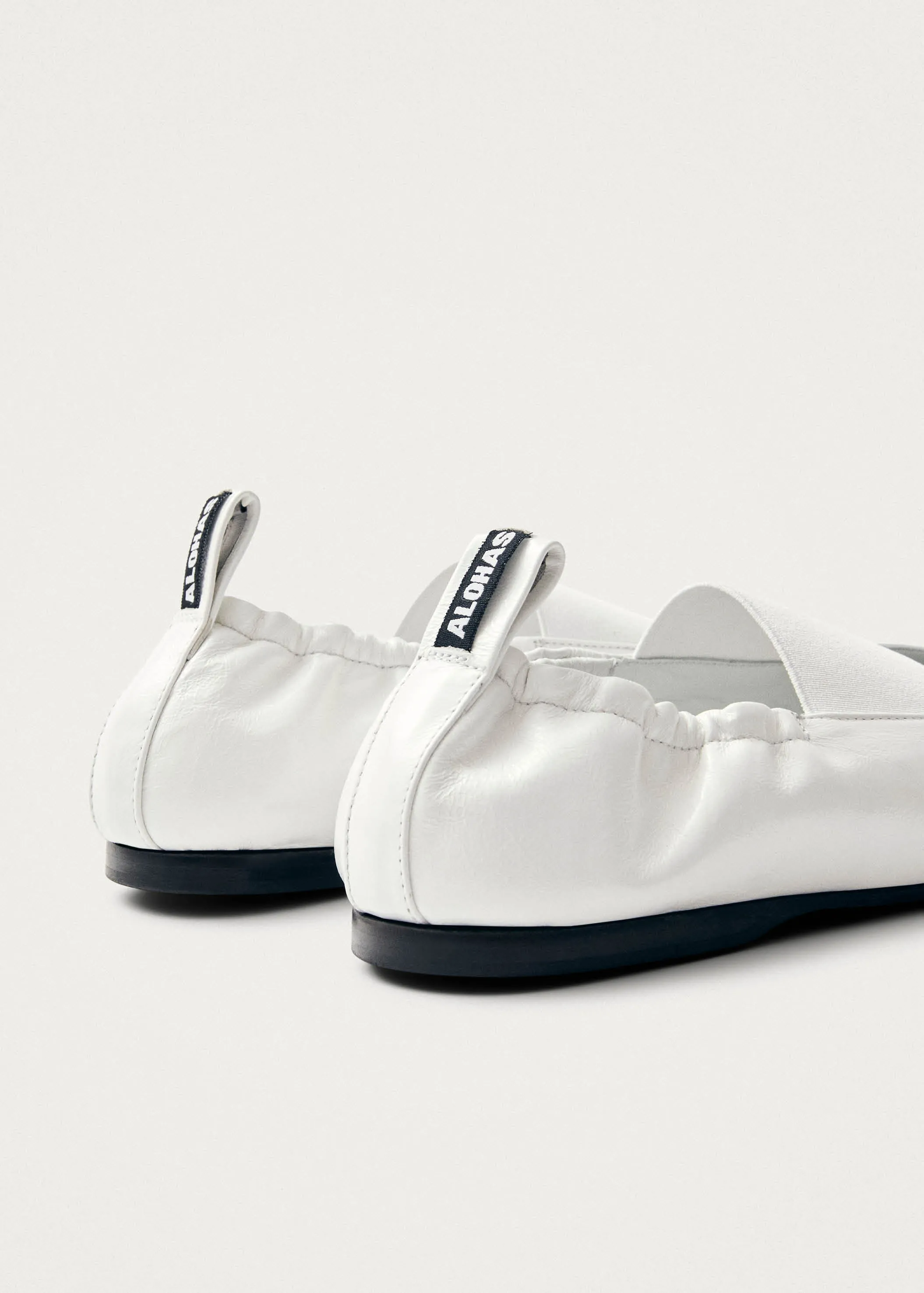Sutton Onix White Leather Ballet Flats