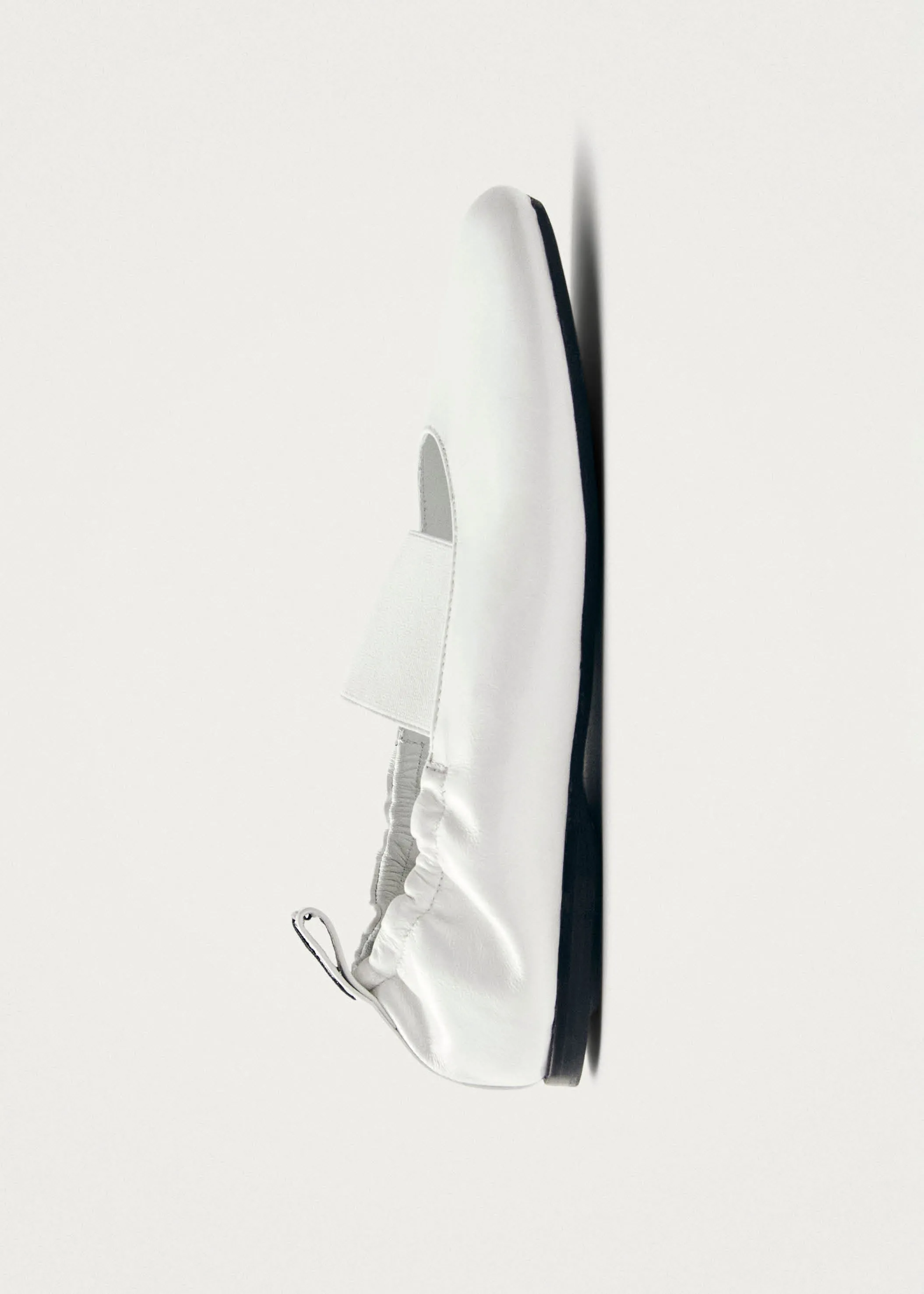Sutton Onix White Leather Ballet Flats