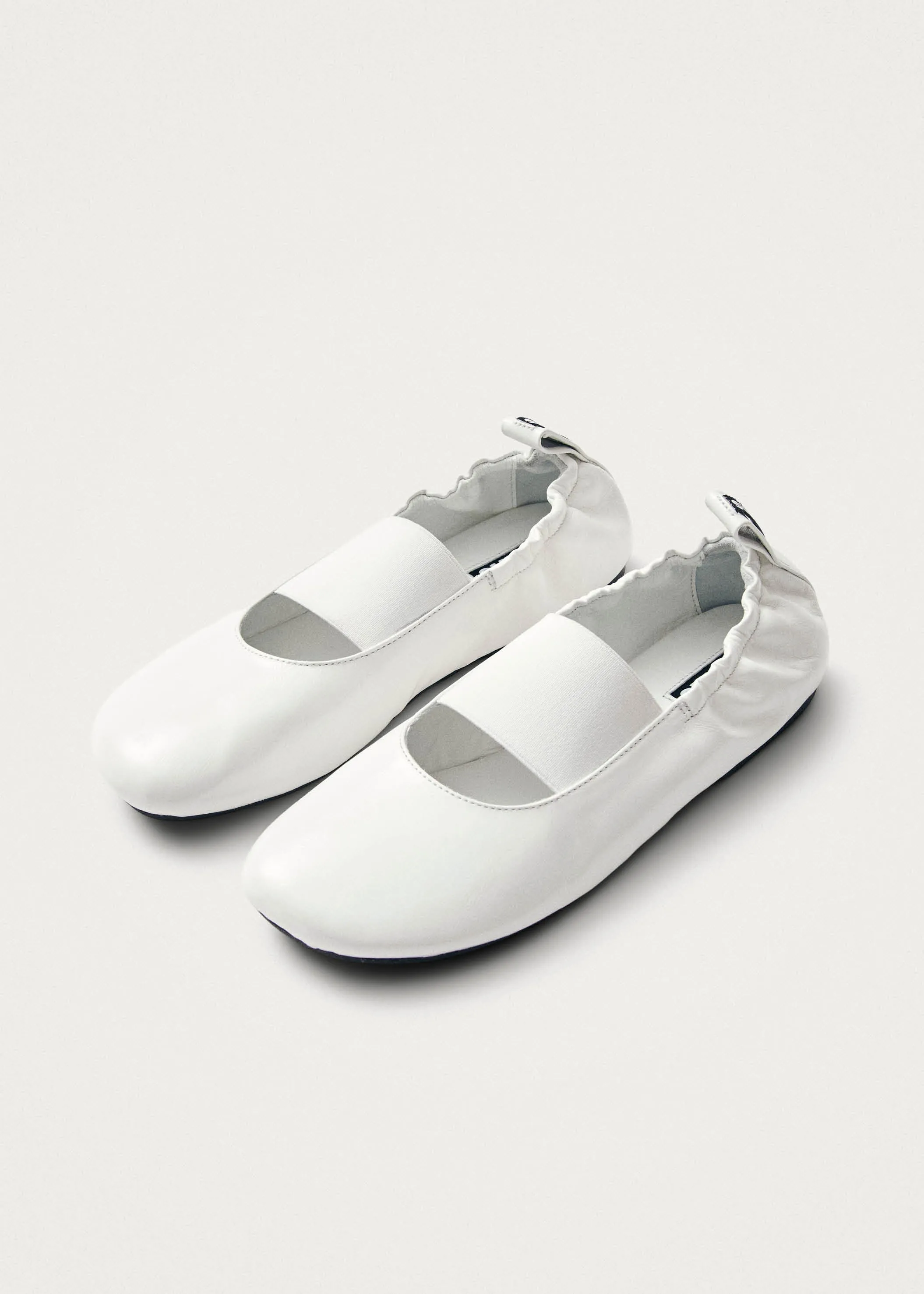Sutton Onix White Leather Ballet Flats