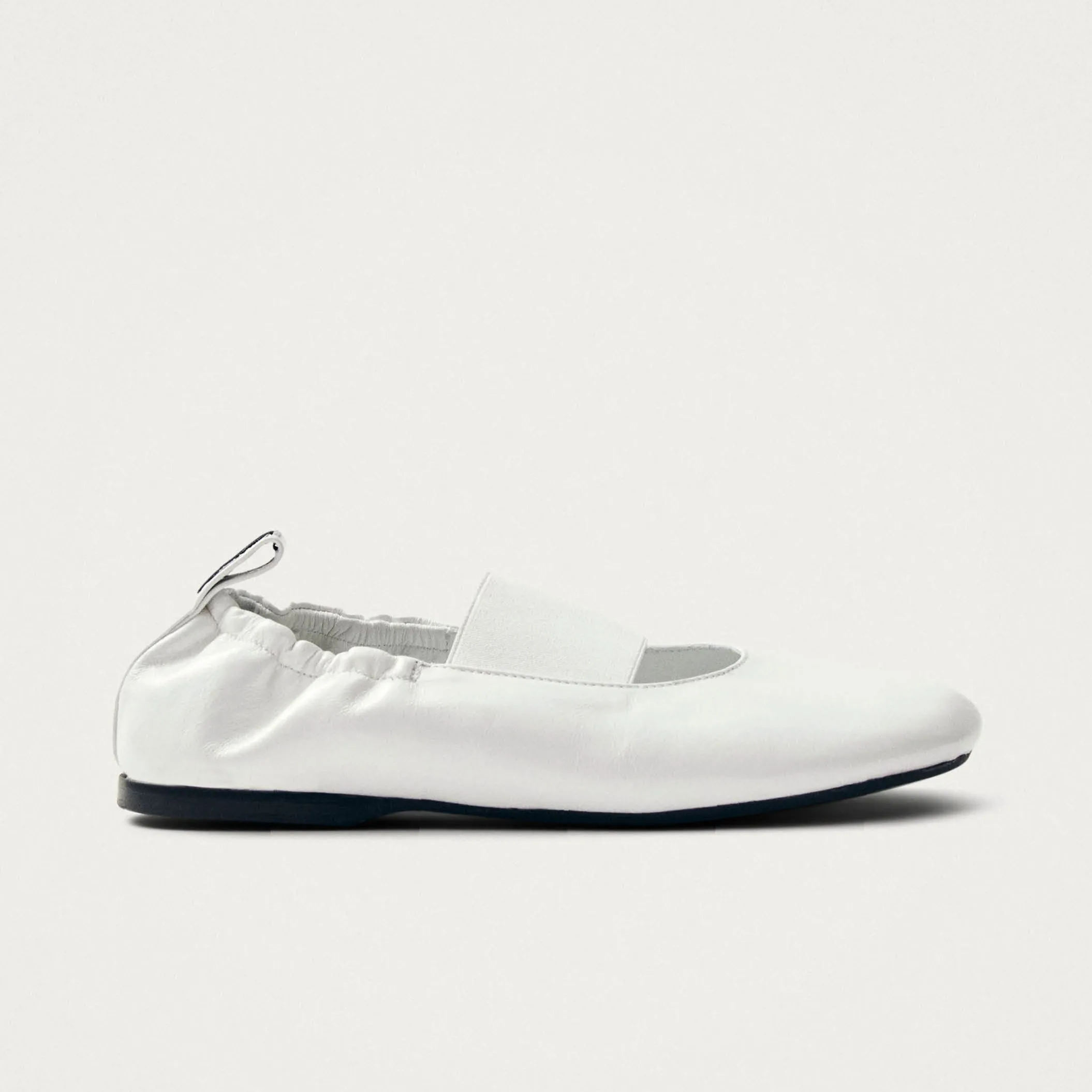 Sutton Onix White Leather Ballet Flats